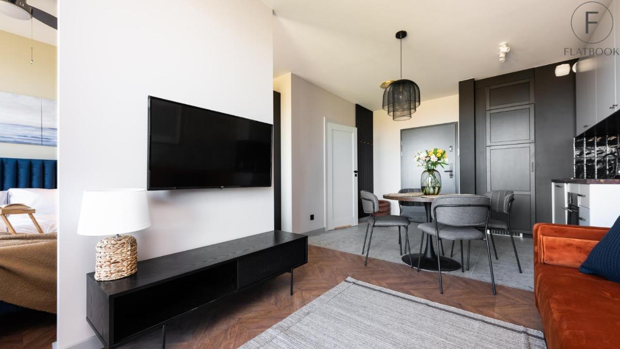 Flatbook - City Center Apartments Chlebova With Gym กดัญสก์ ภายนอก รูปภาพ